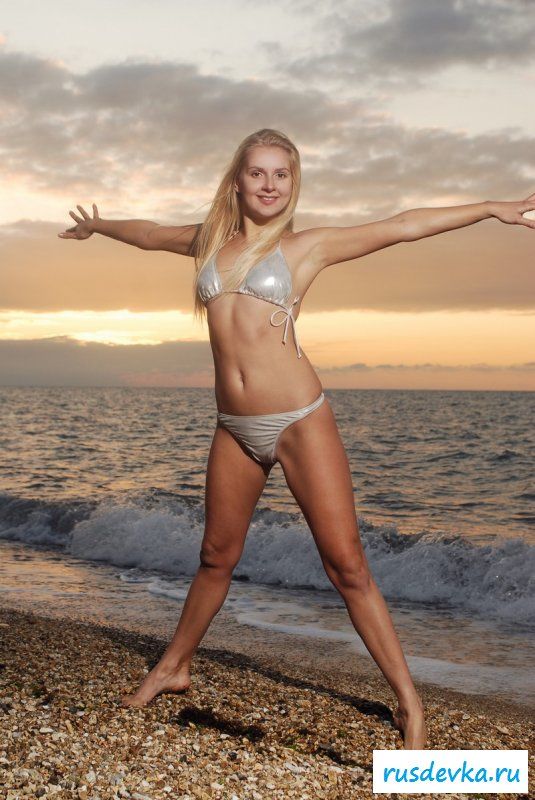 Эротичская Фотосессия на берегу моря