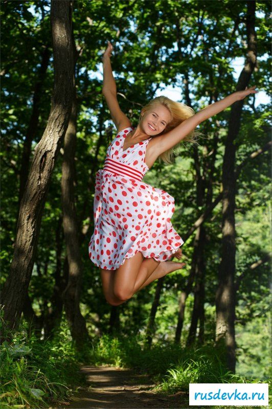 Сексуальная лыбка на ее лице