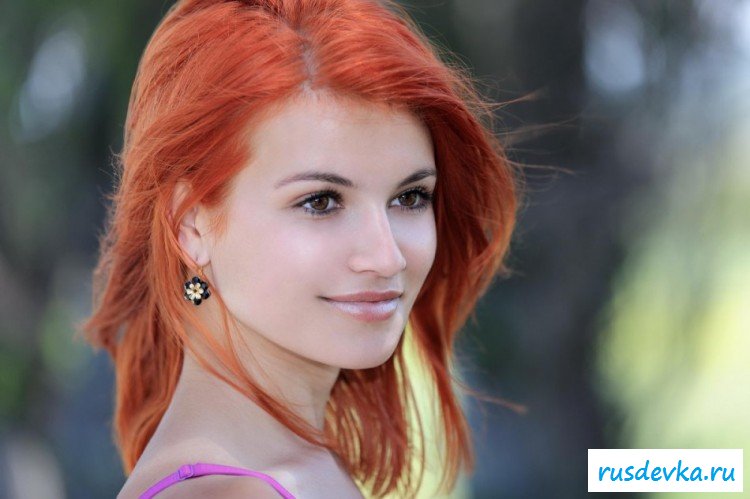 Рыжее чудо в скромном одеянии Рыжее чудо в скромном одеянии