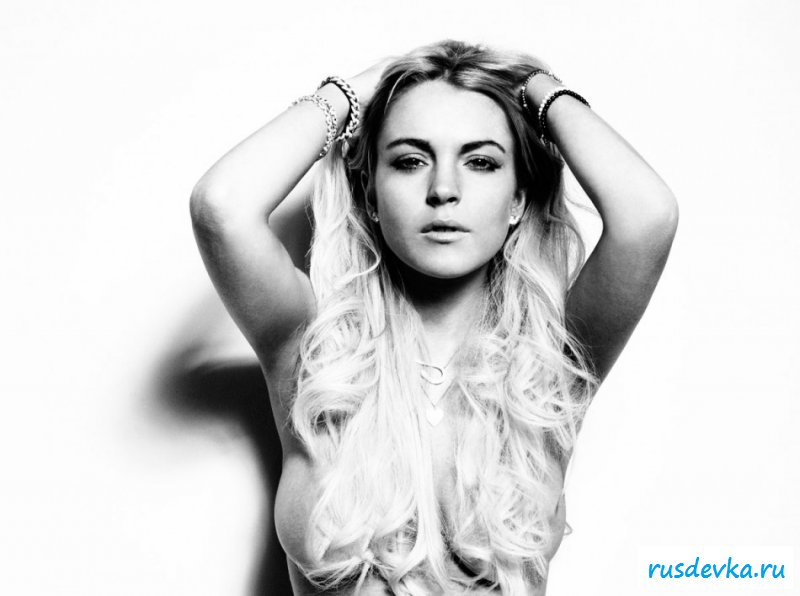 Скандально известная актриса Линдсей Лохан обнажается