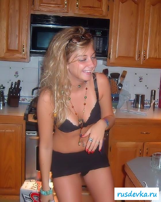 Пьяные в хлам тёлочки