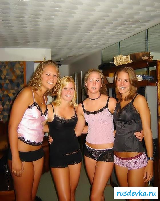 Пьяные в хлам тёлочки