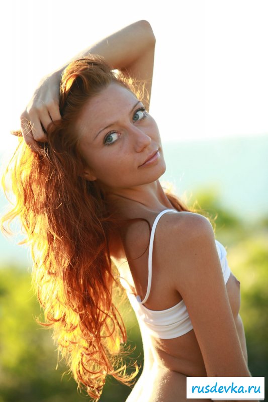 Недотрога с маленькими сисечками