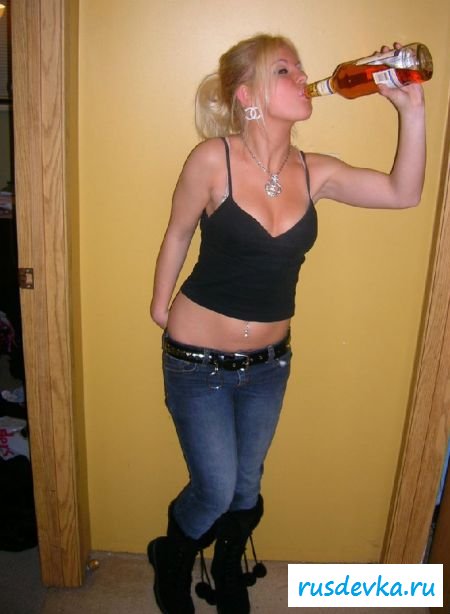 Пьяные сучки жёстко вульгарничают