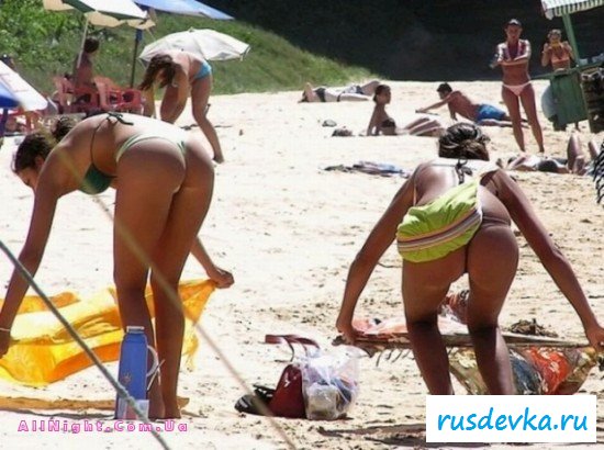 Аппетитные попки прекрасных бразильских девок