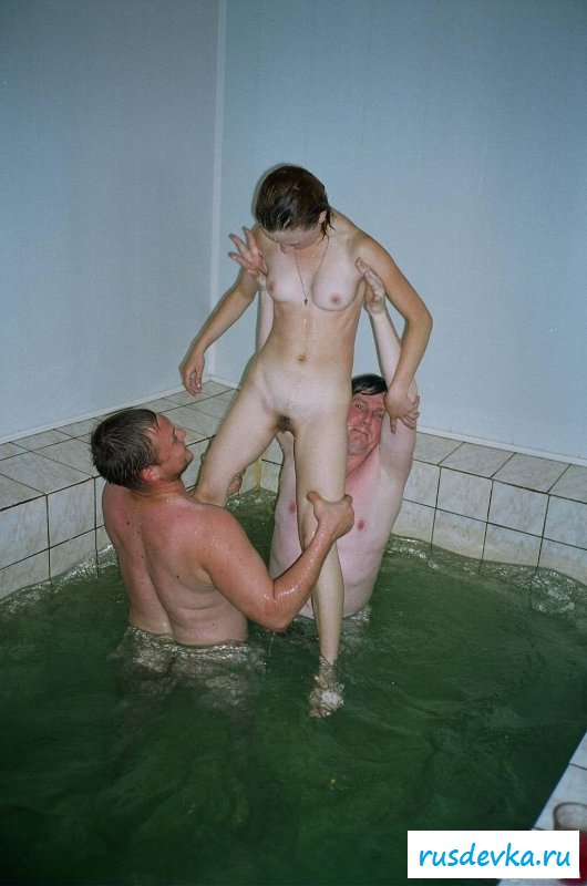 Душевный отдых голых семей