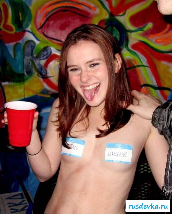 Молоденькие крошки перепили спиртных напитков