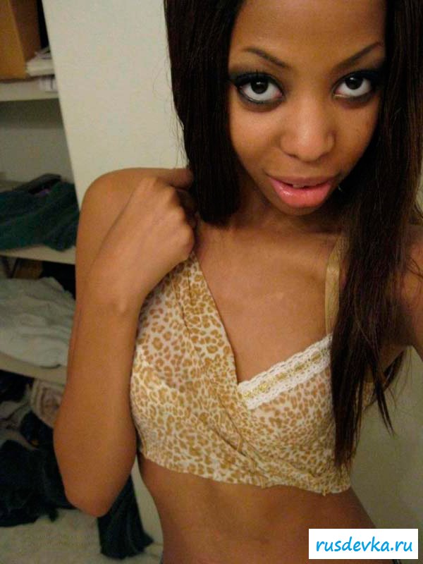 Прикольные селфи с обворожительными африканочками