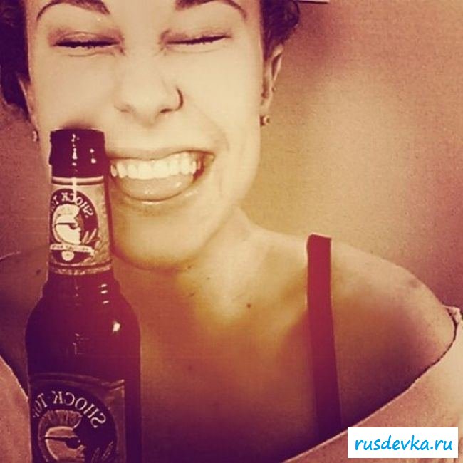 Смазливые развратницы с пивом