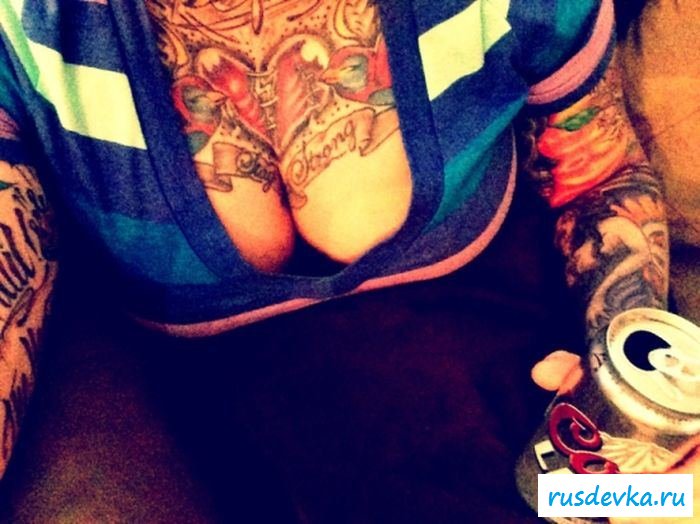 Смазливые развратницы с пивом