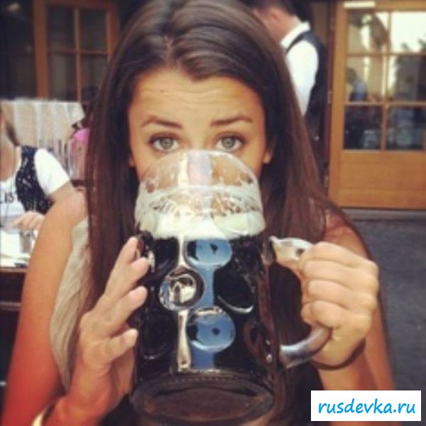 Смазливые развратницы с пивом