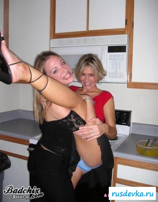 Похотливый разврат с пьяными самочками