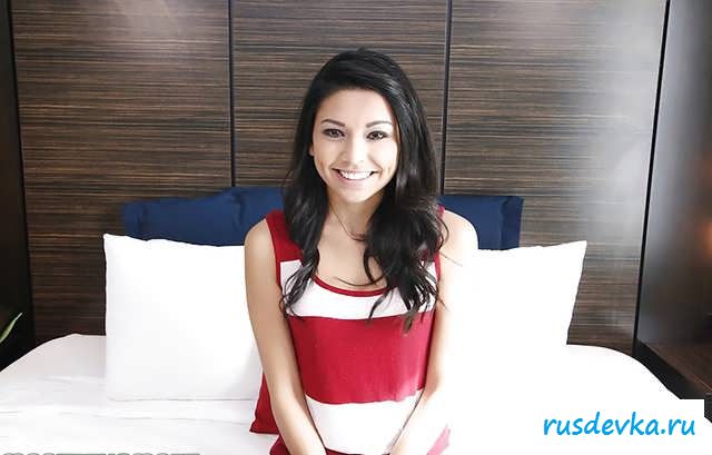 Голая манда суки на траходроме (15 фото эротики)