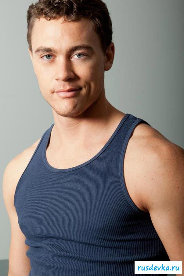 Эротика соблазнительного члена чувака в тренажерном зале (33 фото)