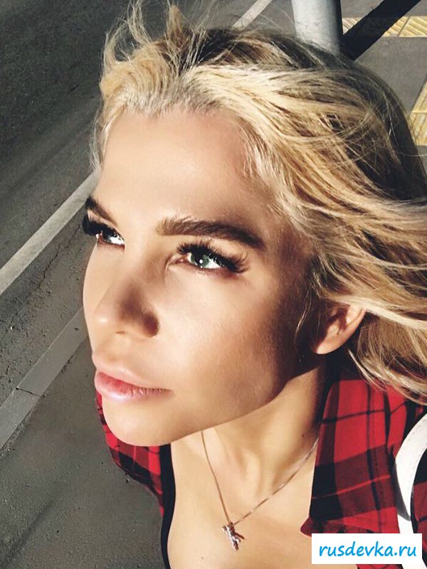 Откровенная эротика Екатерины Колисниченко с отдыха (24 фото)