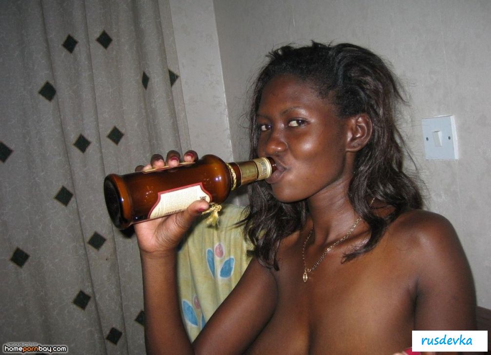 Голые женщины диких племен