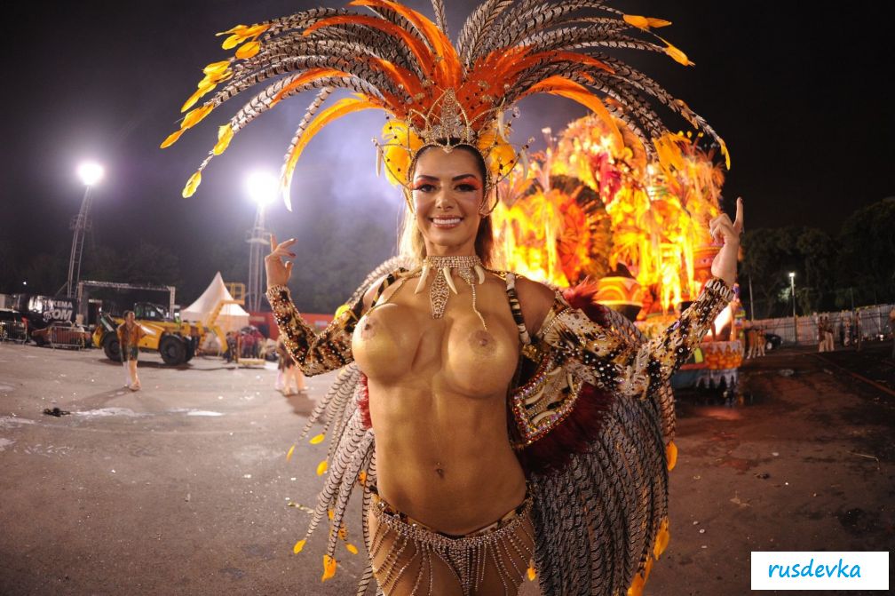 Бразильские порноактрисы Алессандра Майя