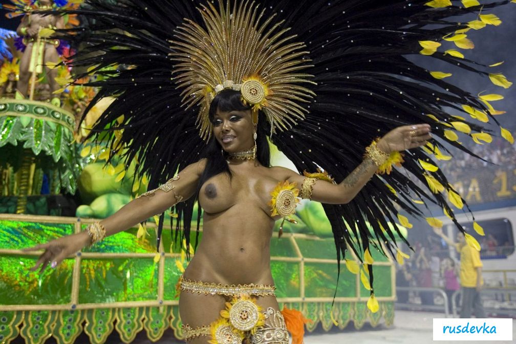 Андреа Мартинс Бразилия карнавал