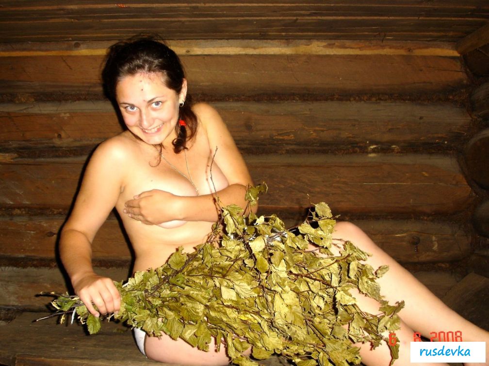 Бабы в деревенской бане