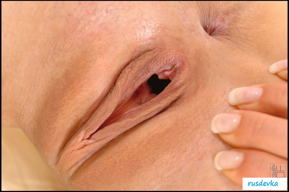 Голые женские влагалища